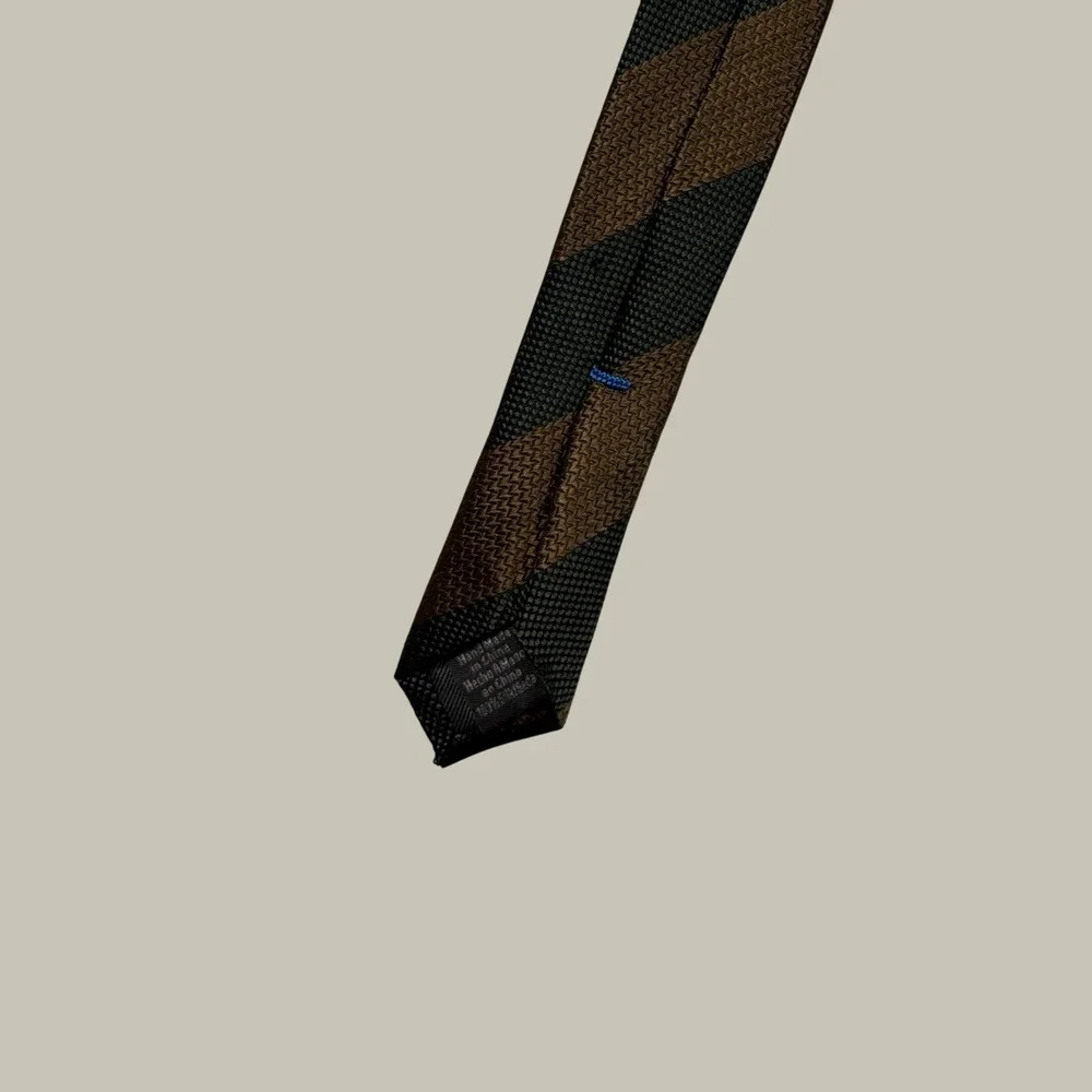Vince Camuto Mens Silk Necktie Brown Green Diagonal Striped Textured Handmade